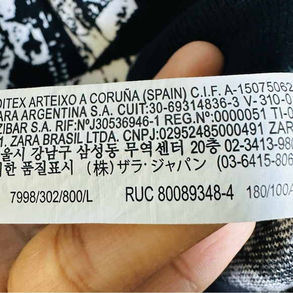 Zara RARE Black and White Graphic Men's Sweater Crew Neck Long Sleeves Size L - Picture 11 of 11